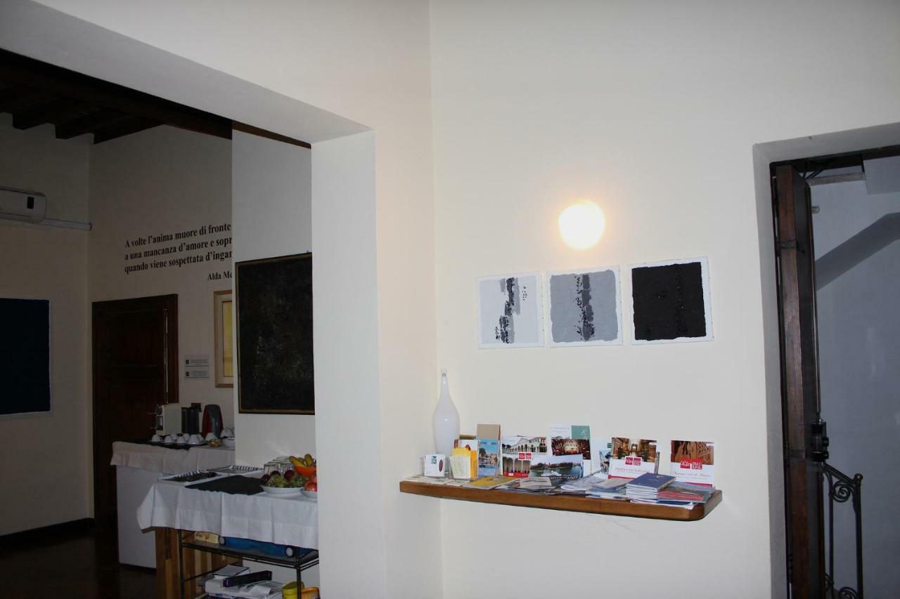 B&B Casa Dei Poeti マントヴァ エクステリア 写真